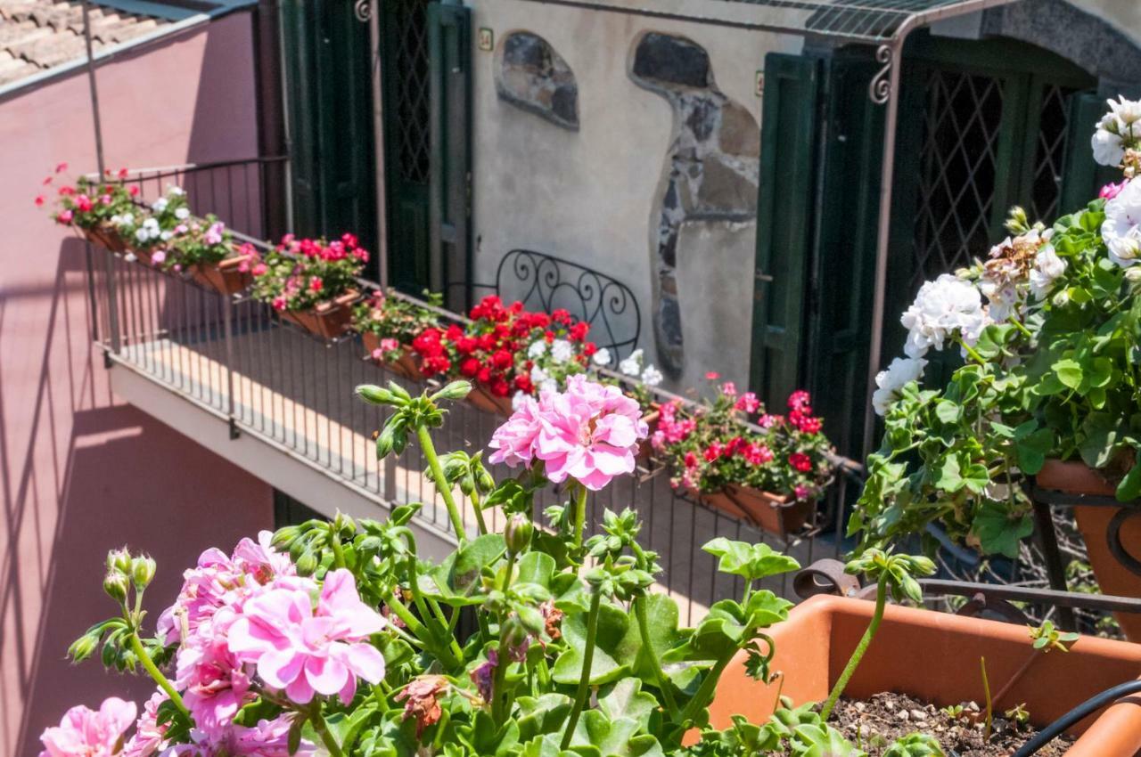 Antico Borgo Etneo Agriturismo Villa Calatabiano Dış mekan fotoğraf